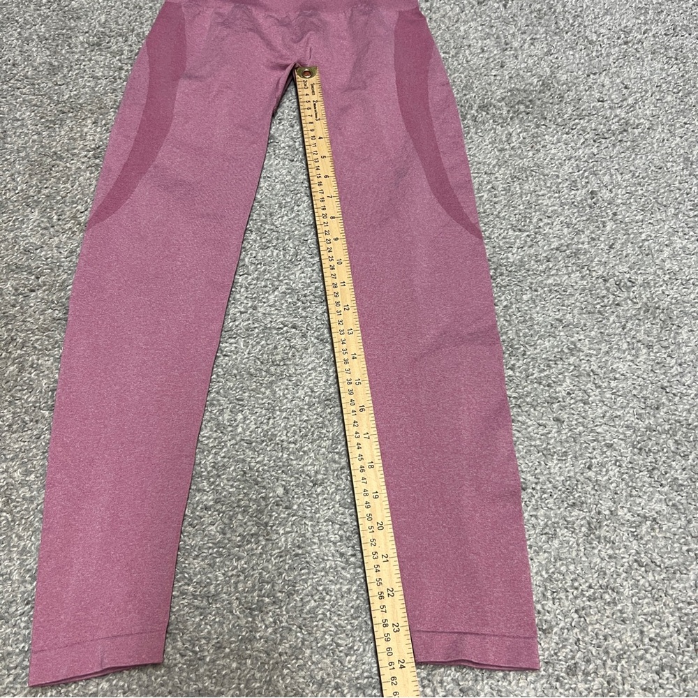 NVGTN Leggings Womens Small pink Booty contour seamless Cropped Workout Gym - Picture 2 of 9